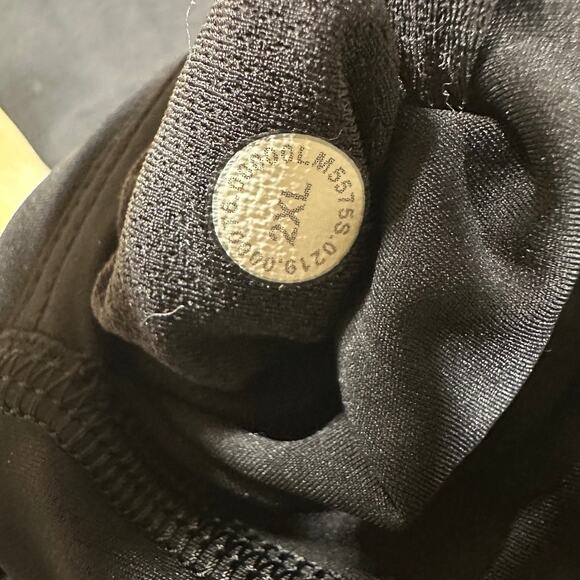 Lululemon Surge Warm Crop Tight Black Men's Sz XXLarge Excellent Used Condition - Picture 4 of 7